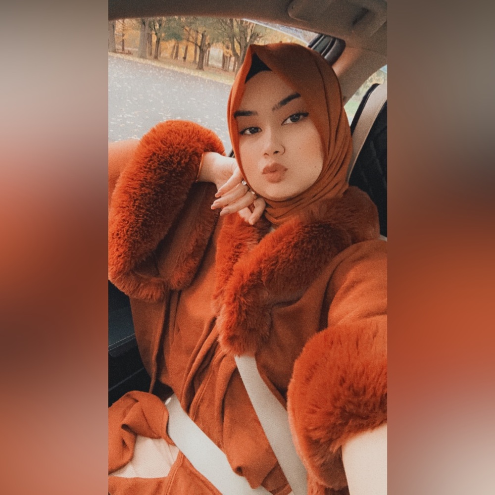 Meet your Posher, Dunya and Baby Iman